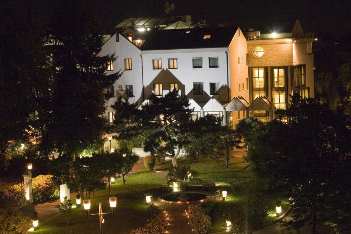Park Hotel Ai Pini & Restaurant Ai Pini Mestre Exteriér fotografie