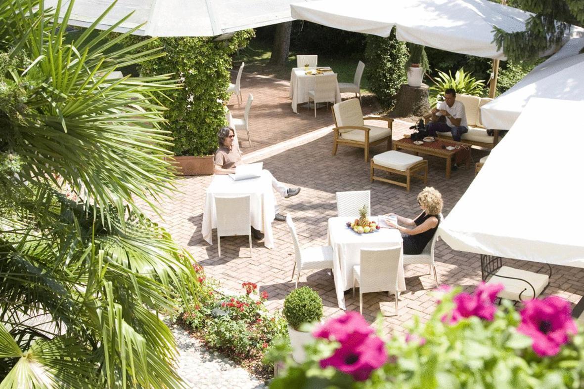 Park Hotel Ai Pini & Restaurant Ai Pini Mestre Exteriér fotografie